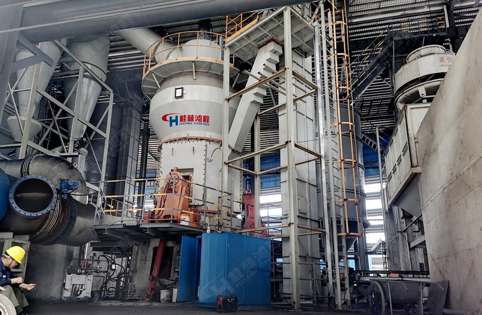 HLM2000錳礦立磨機(jī)錳礦塊狀料-200目-24噸/時(shí)左右-廣西